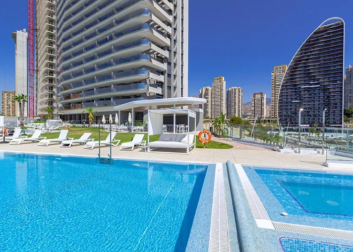 Sunset Cliffs Sea & Sky Apartments