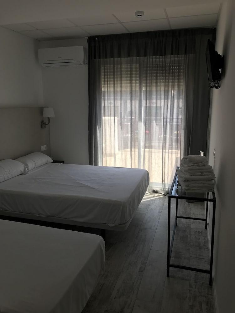 Boutique Centro Bbb Auto Check In Benidorm
