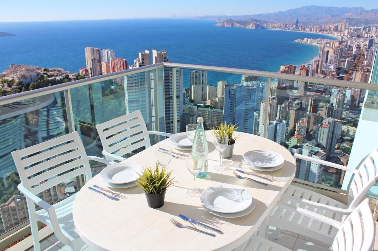 High Rise - Sea Views - Torre Lugano Apartment