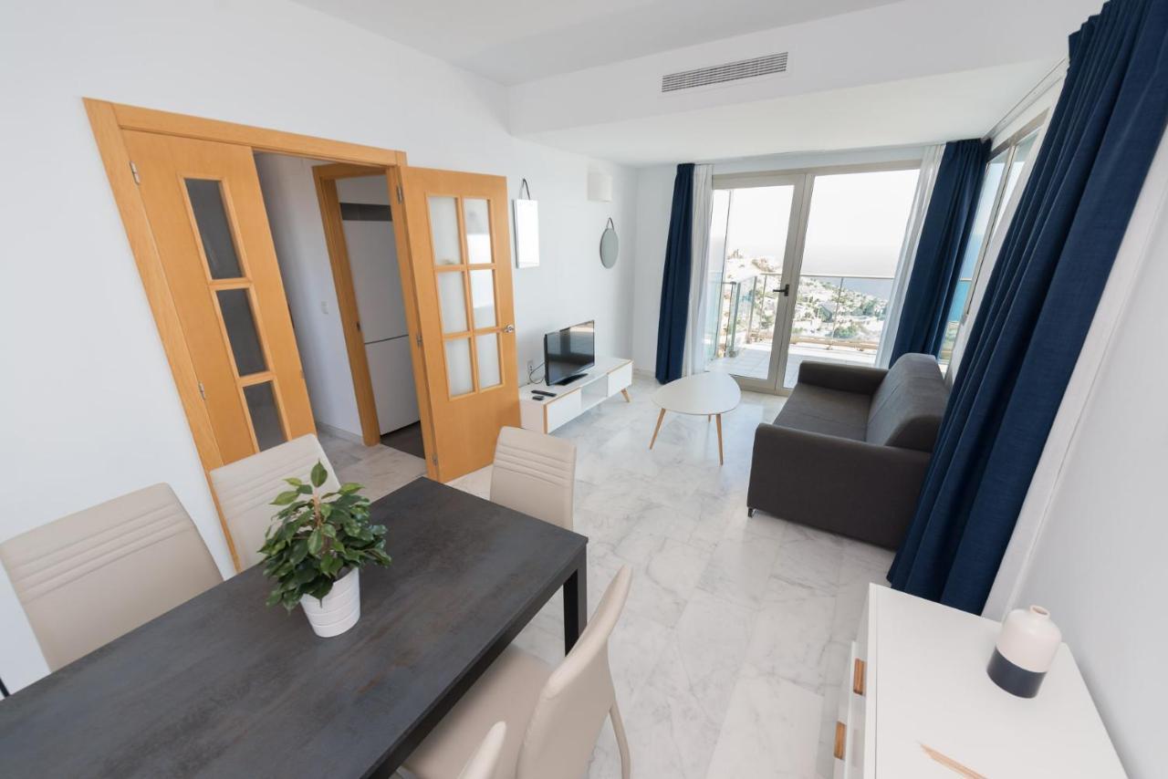 Apartment High Rise - Sea Views - Torre Lugano