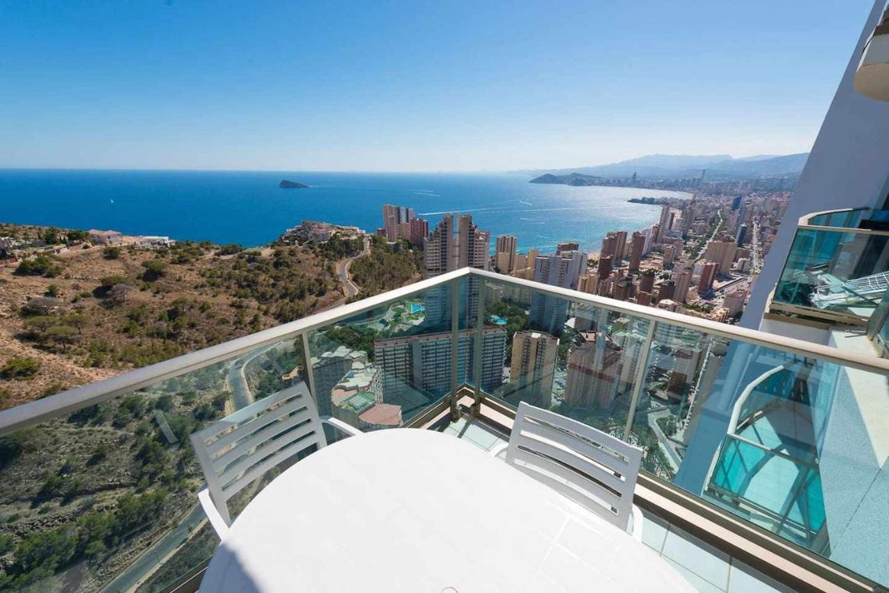 High Rise On The 39th Floor With Private Terrace And Sea Views *