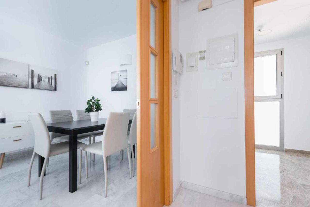 Appartement High Rise On The 39th Floor With Private Terrace And Sea Views *