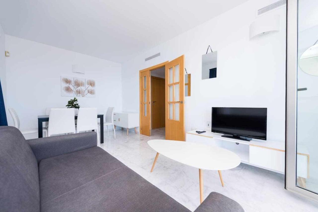 High Rise On The 39th Floor With Private Terrace And Sea Views Appartement