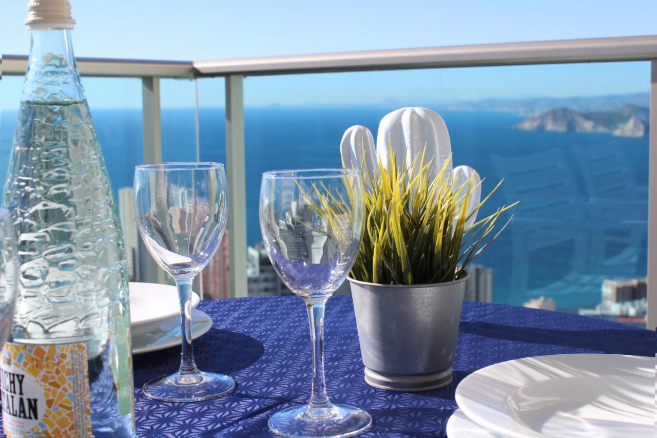 Appartement High Rise On The 39th Floor With Private Terrace And Sea Views *