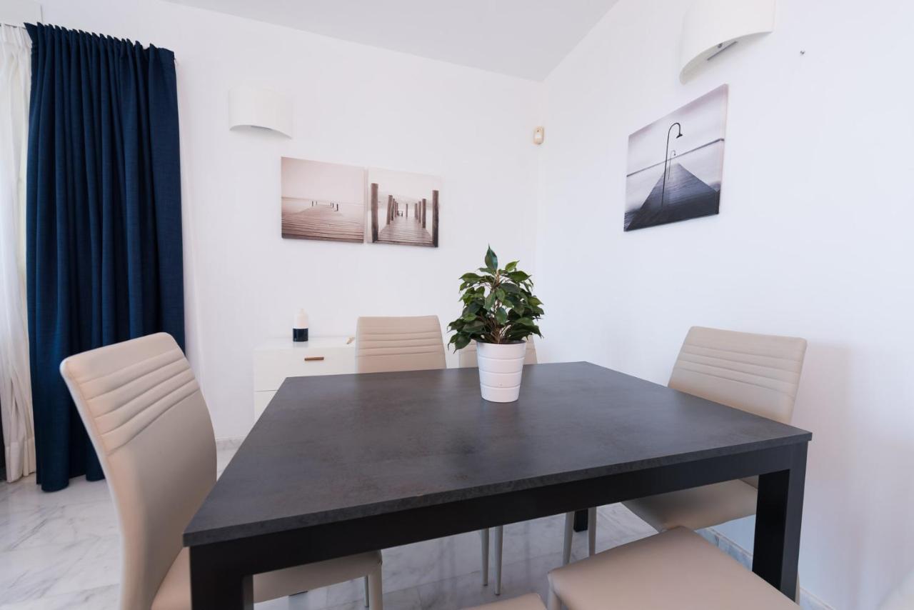 Appartement High Rise On The 39th Floor With Private Terrace And Sea Views