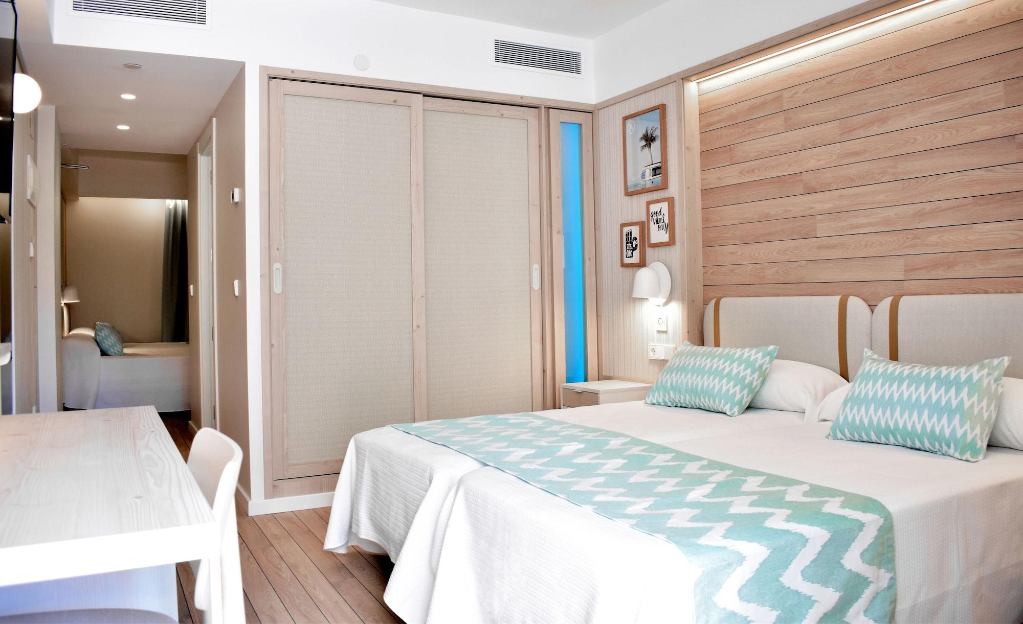 Ambassador Playa Ii 4*