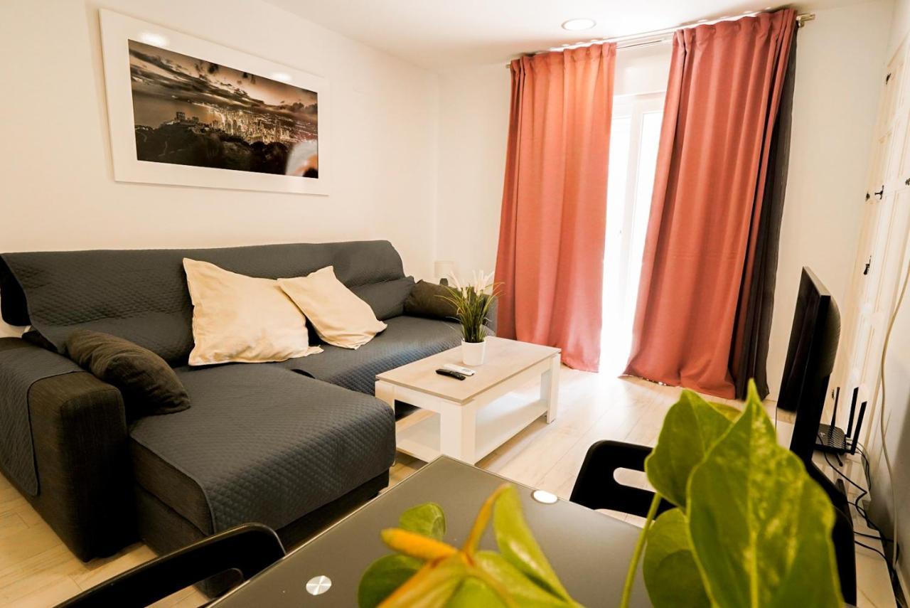 Casa Mya Con Terreno Privado Y Parking Compartido - A 800m De Playa Poniente Holiday home