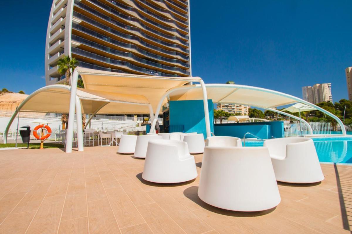 Waves - Relax In Costa Blanca