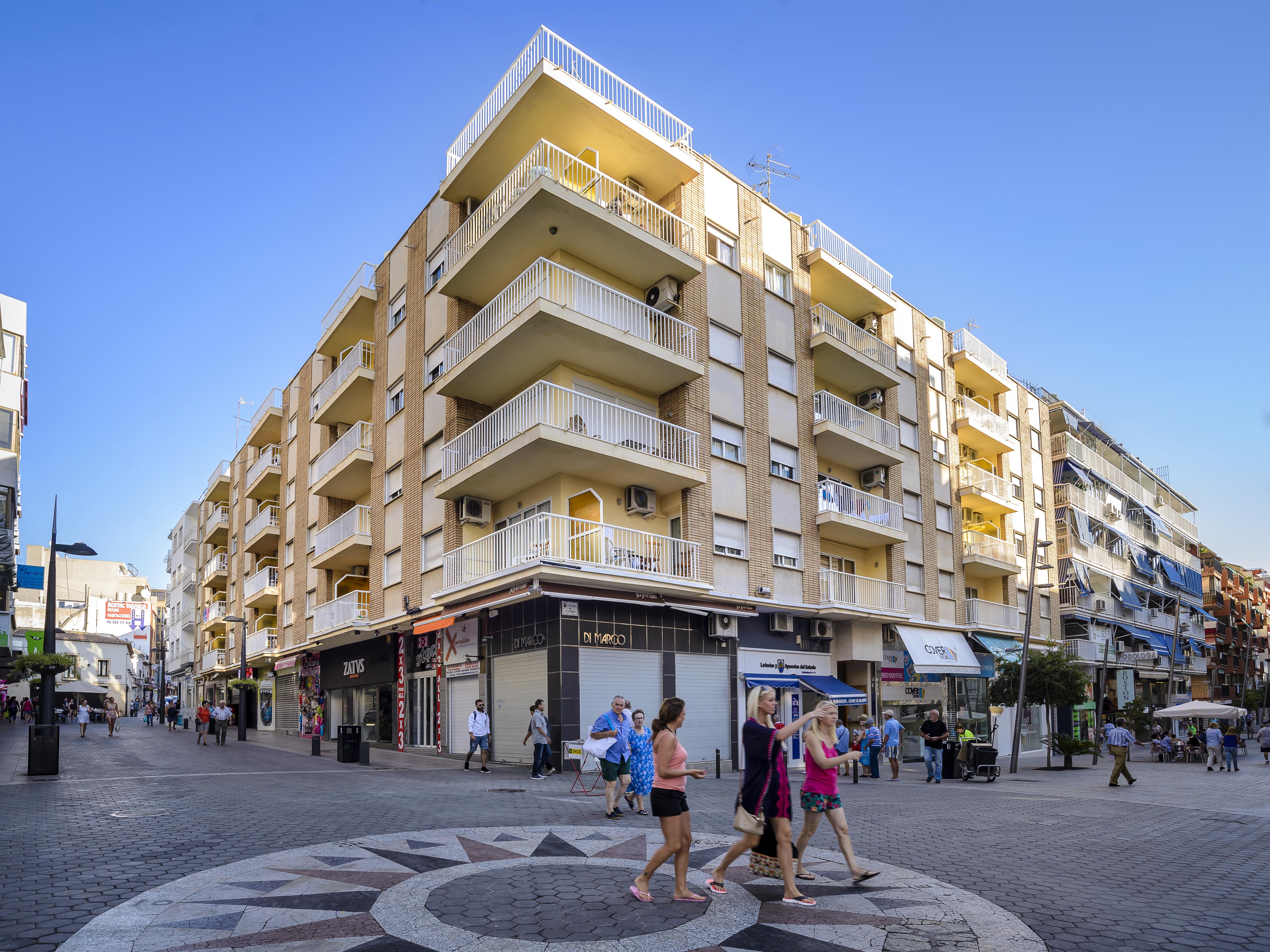 Avenida Aparthotel