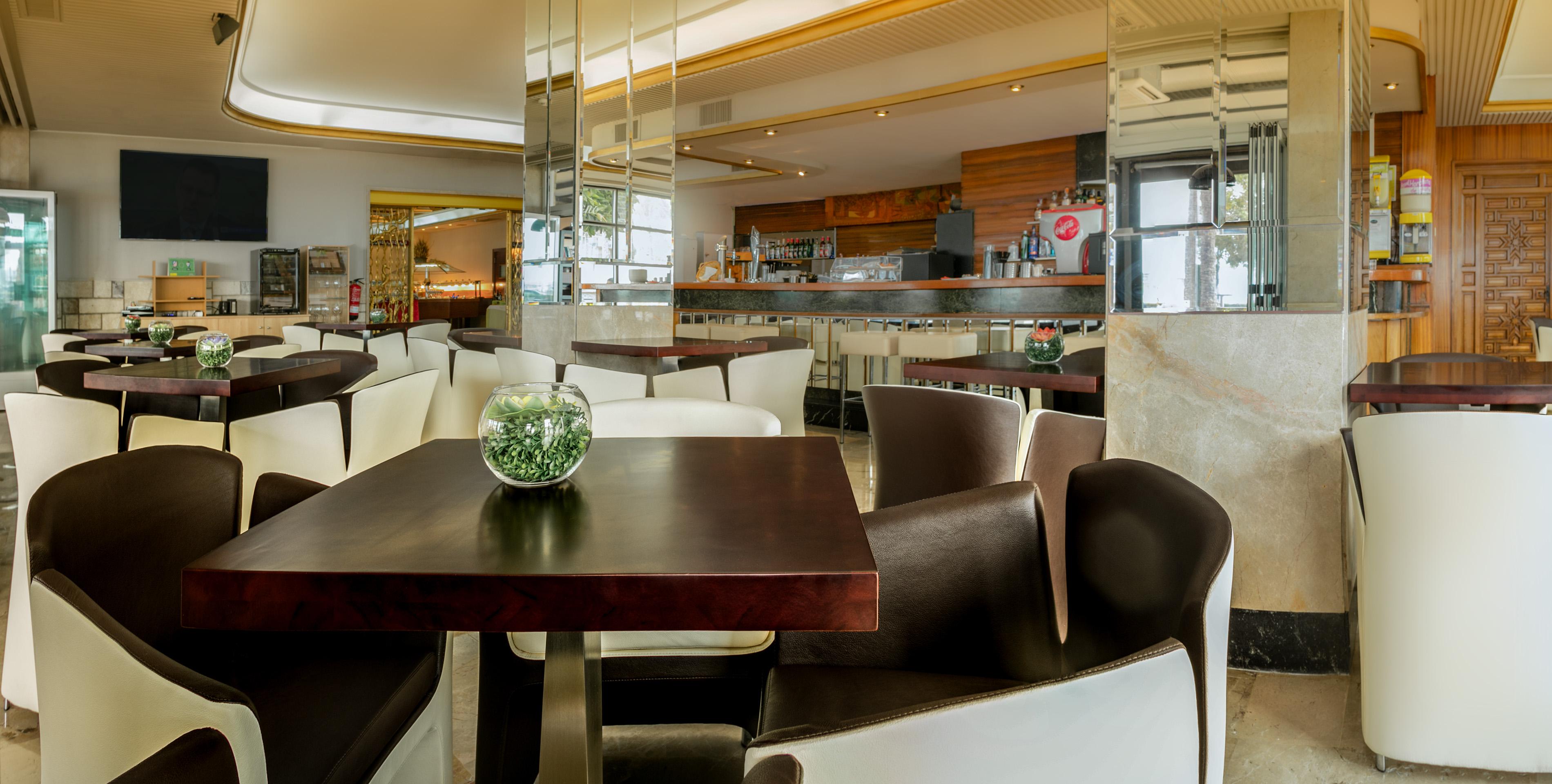 Hotel Gran Delfin