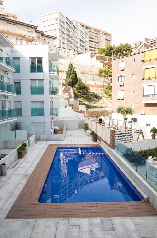 Moderno Y Bonito Apartamento En Primera Linea De Playa De Poniente * Benidorm