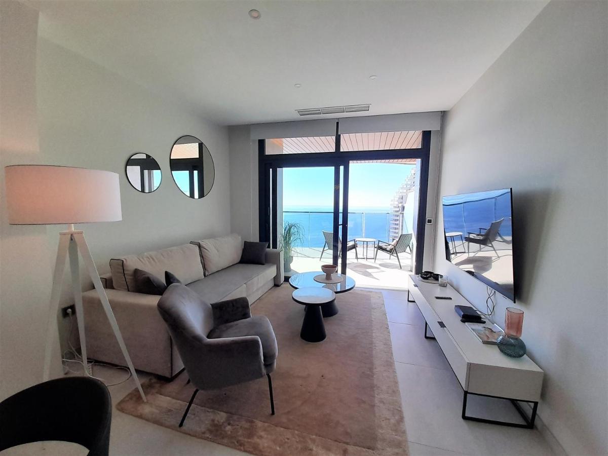 Luxury Sunset Waves 19 Floor Apartment