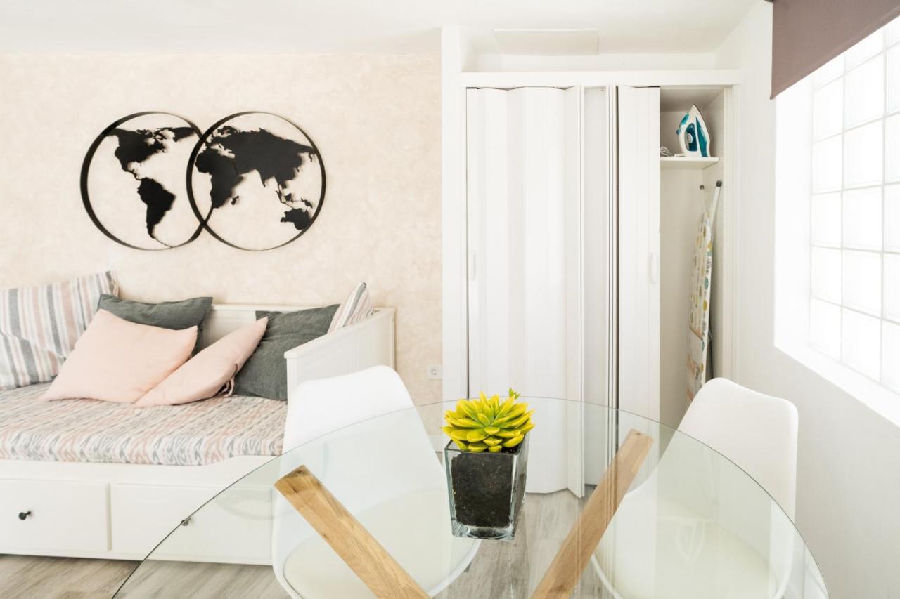 Alma Con Terreno Privado Y Parking Compartido - A 800m De Playa Poniente Holiday home