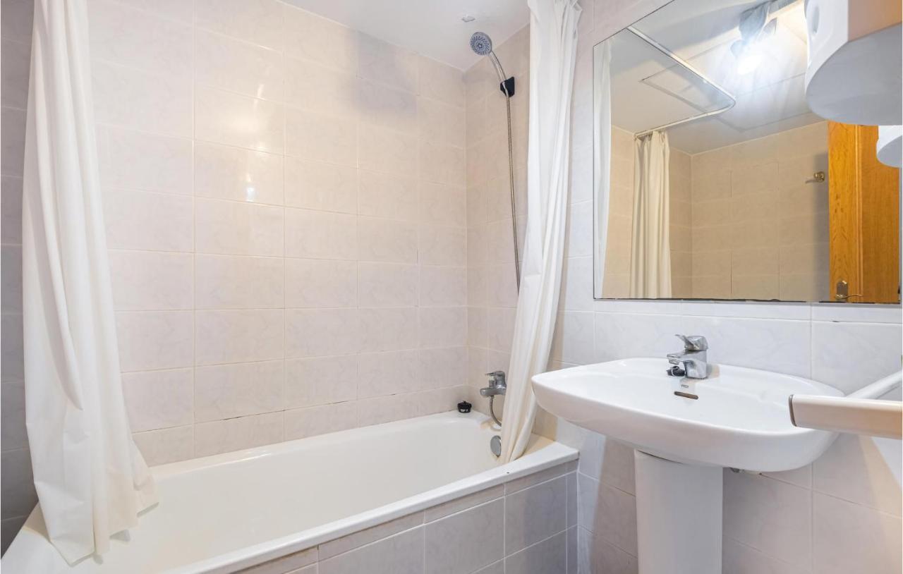 Pet Friendly In With Kitchen Apartment *