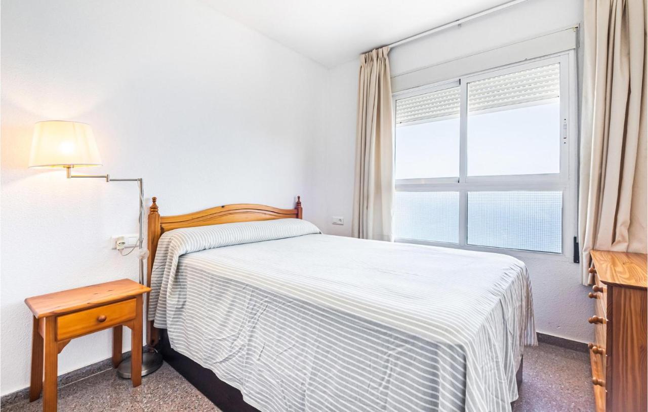Pet Friendly In With Kitchen * Benidorm