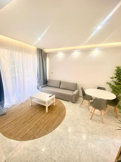 Atalayalux Poniente Apartment *