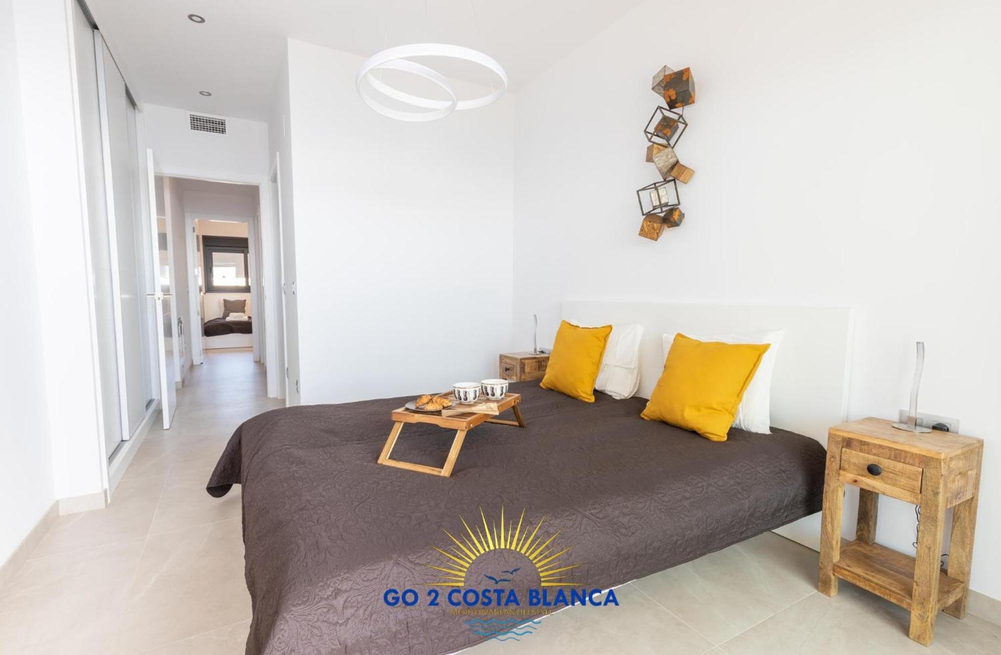 Sunset Cliffs Deluxe Apartment