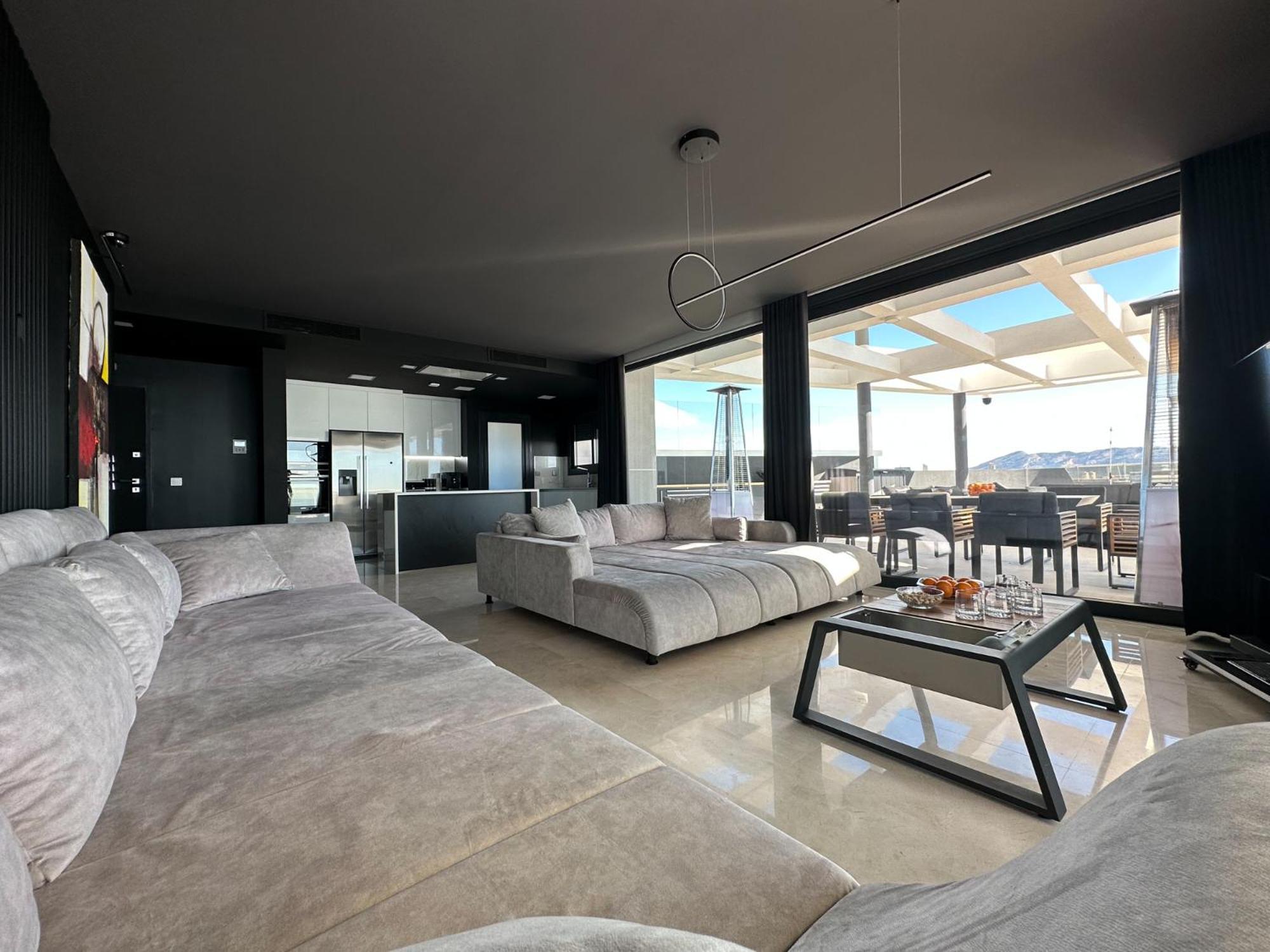 Sunset Cliffs Vip *