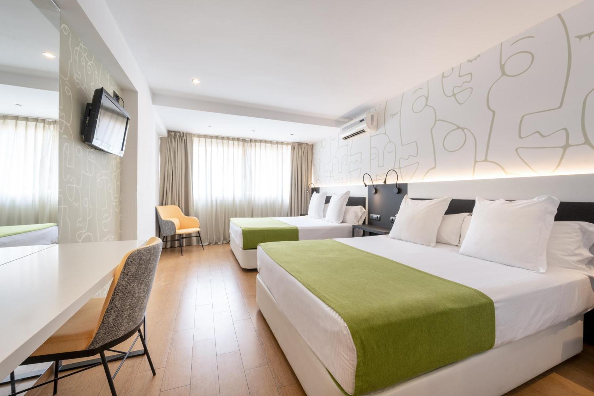 Climia Plaza 4*