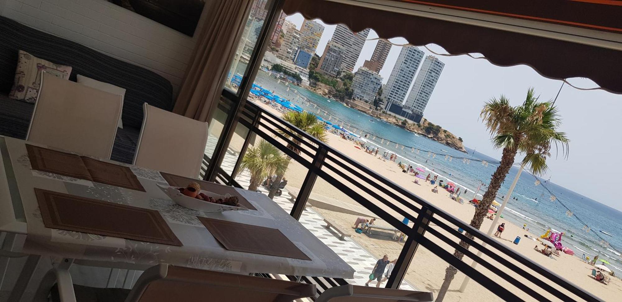 Apartment Disponible -11 Al 21 Abril-apt Cachirul- 4 Pers -wifi -aire Acond- Parking Opcionable Extra Benidorm