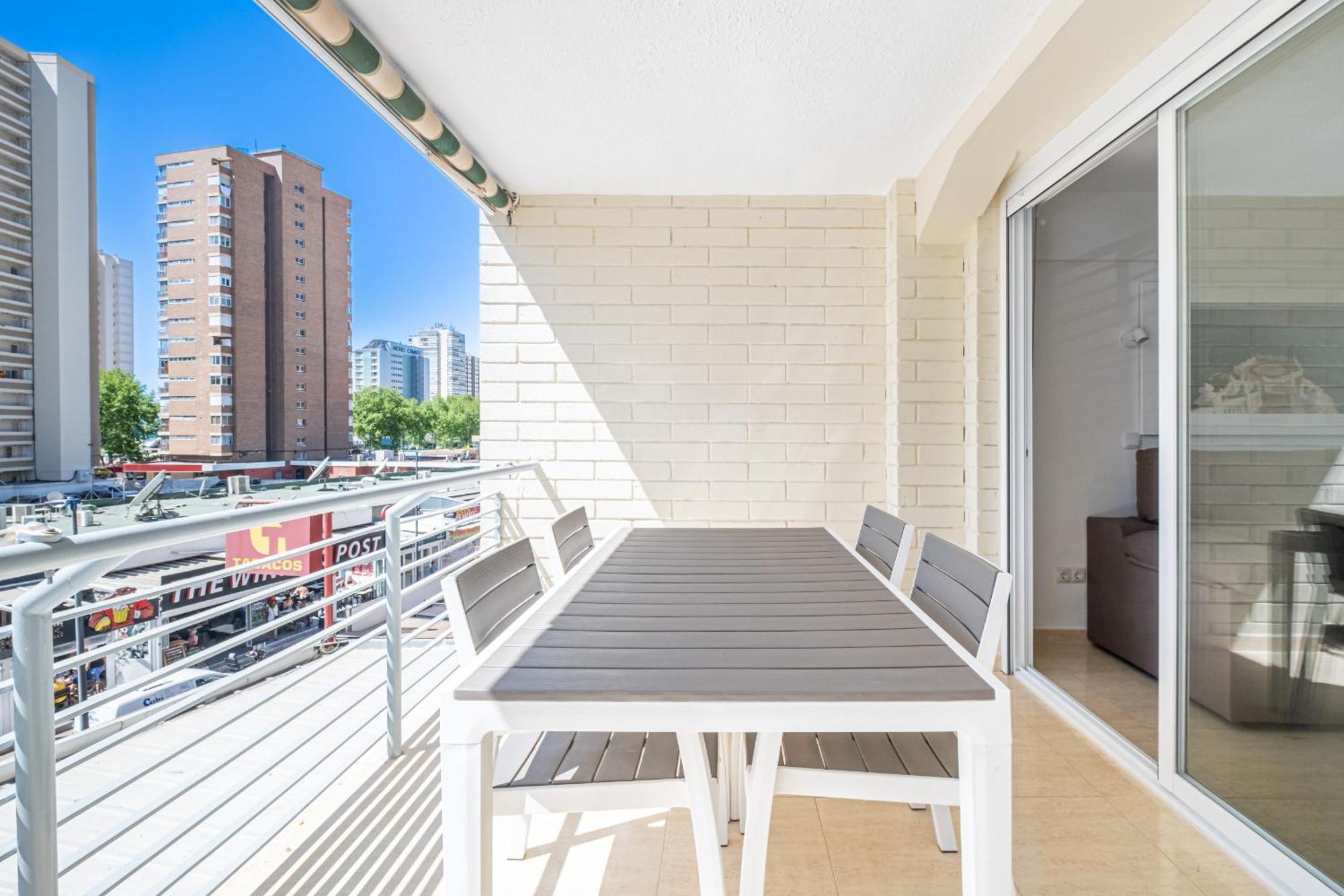 Niza 2-a Levante Apartment *