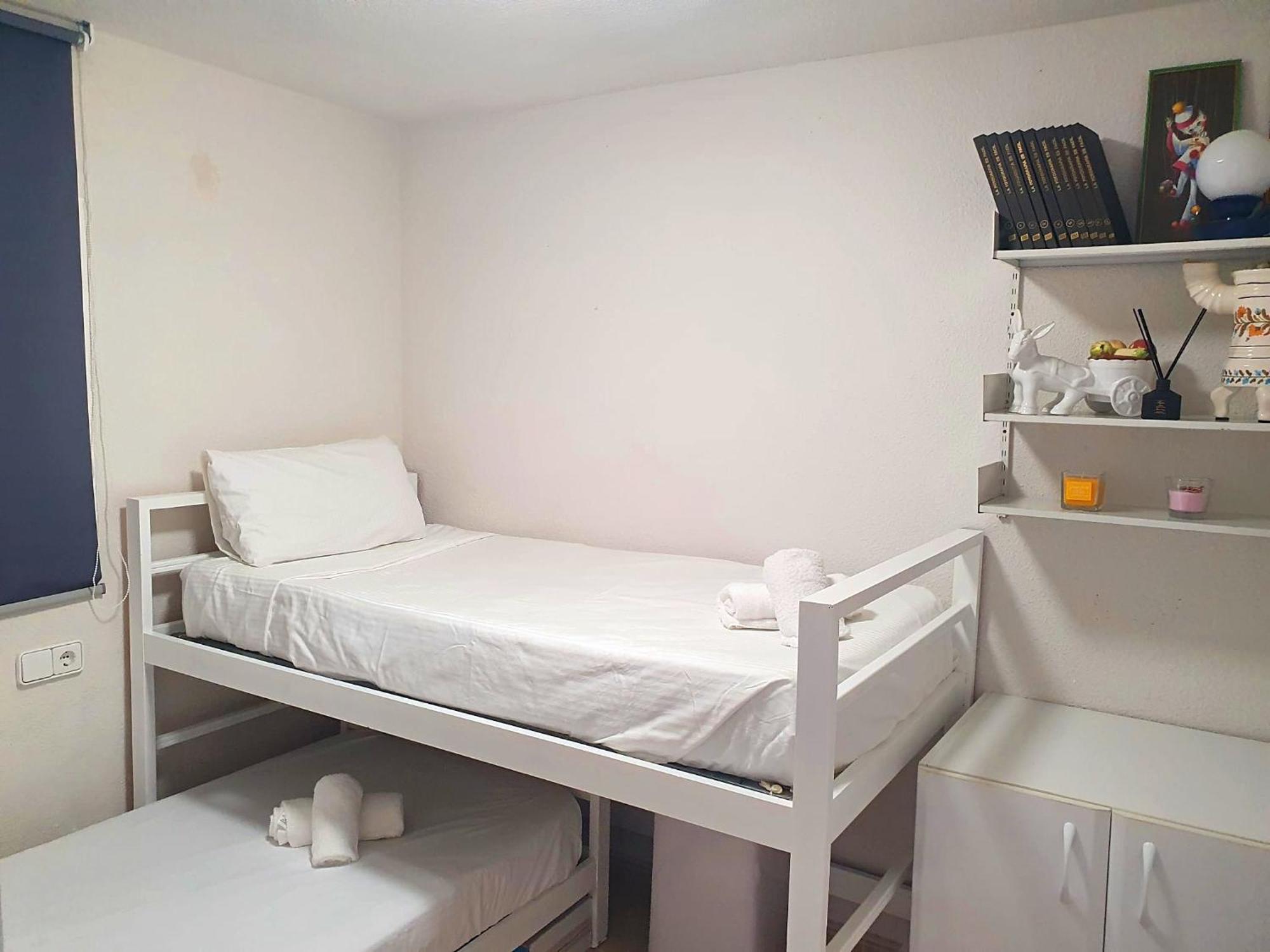 Three Bedrooms In Near And Strip Benidorm