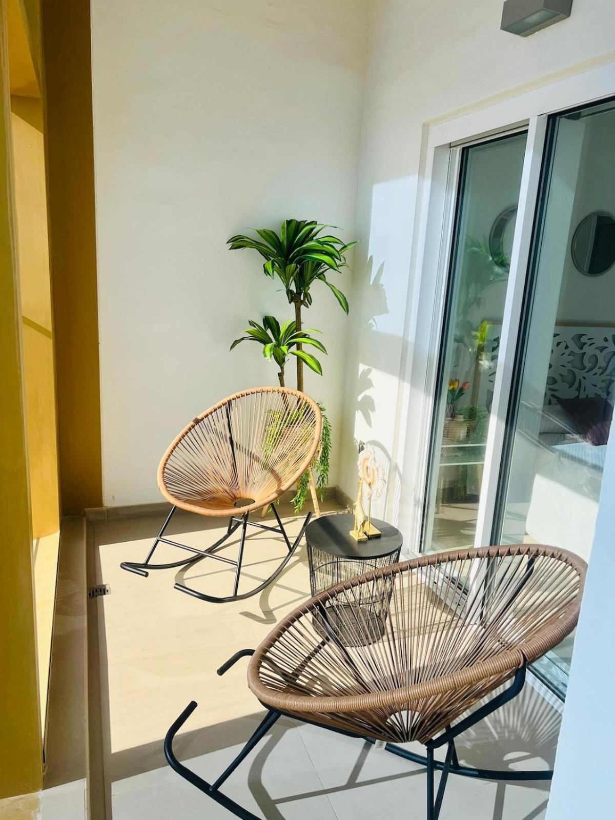 Intempo Sky: Surcando El Cielo Apartment *