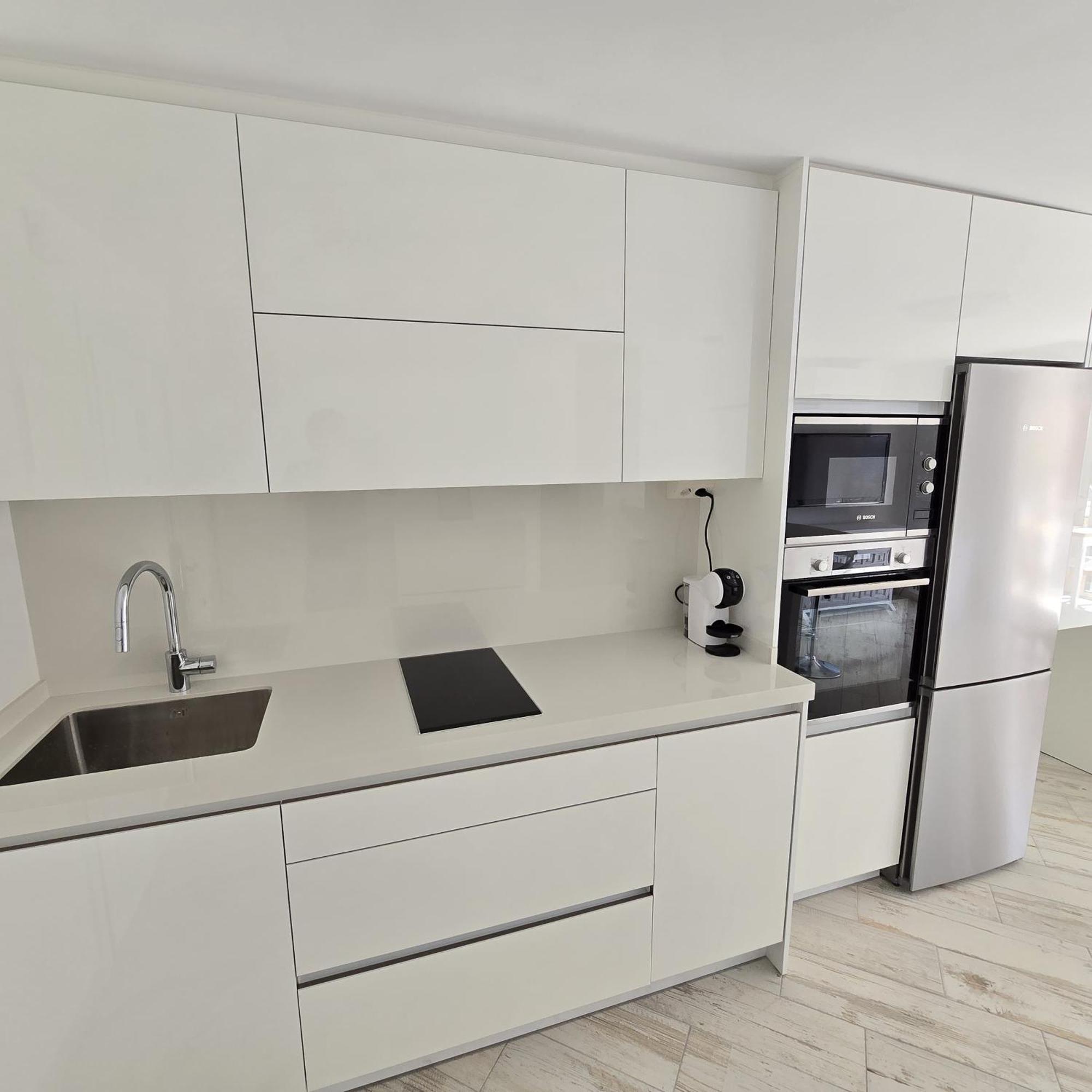 Apartment 4b On The *