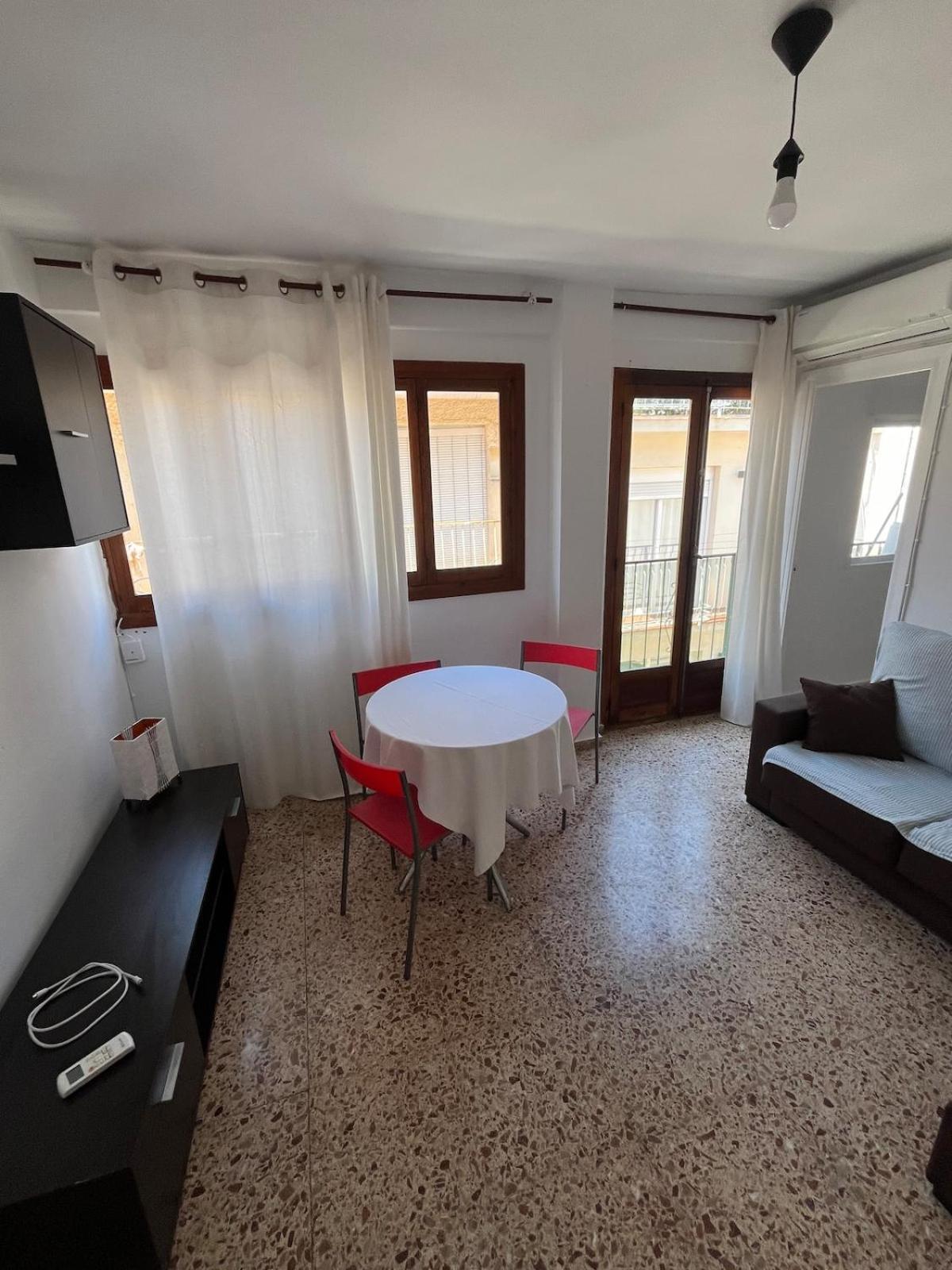 San Vicente Centro Trg Apartment *