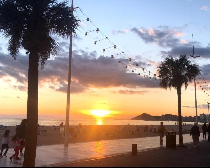 California En Benidorm, 1 Min Playa Levante, Wi-fi, Ac Y Parking