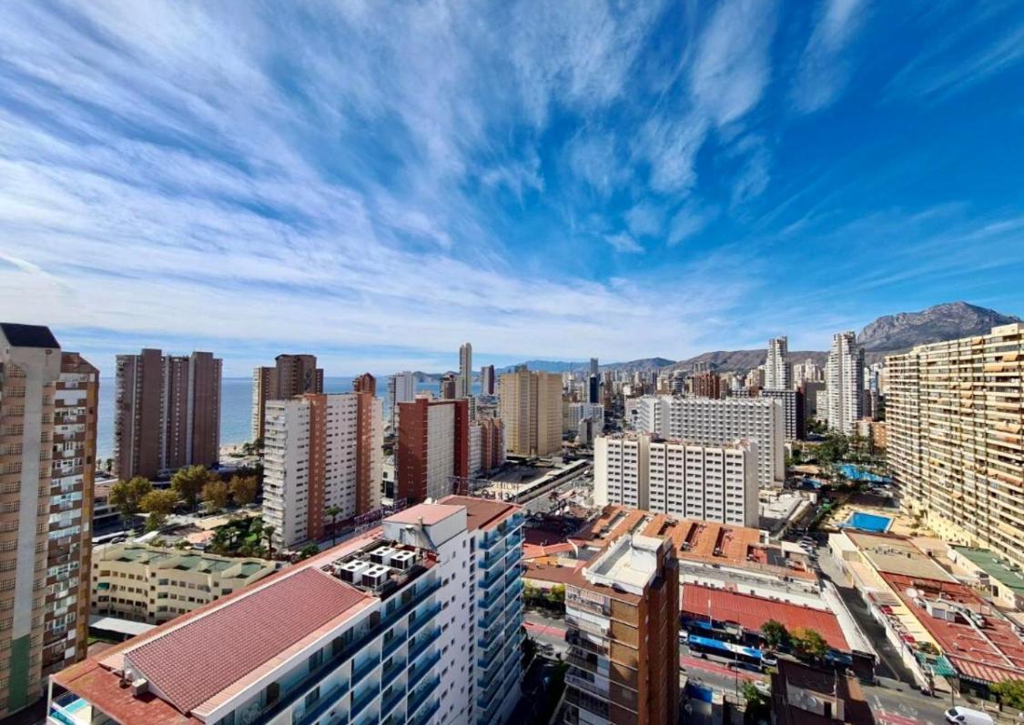 California En Benidorm, 1 Min Playa Levante, Wi-fi, Ac Y Parking * Benidorm