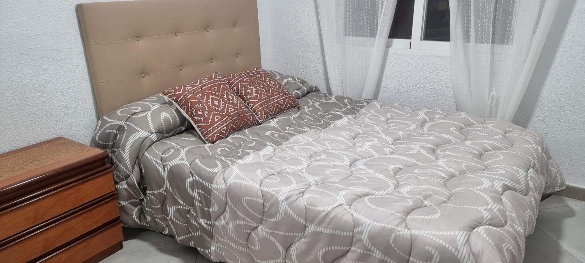 2 A 100 M De La Playa De Poniente Homestay Benidorm