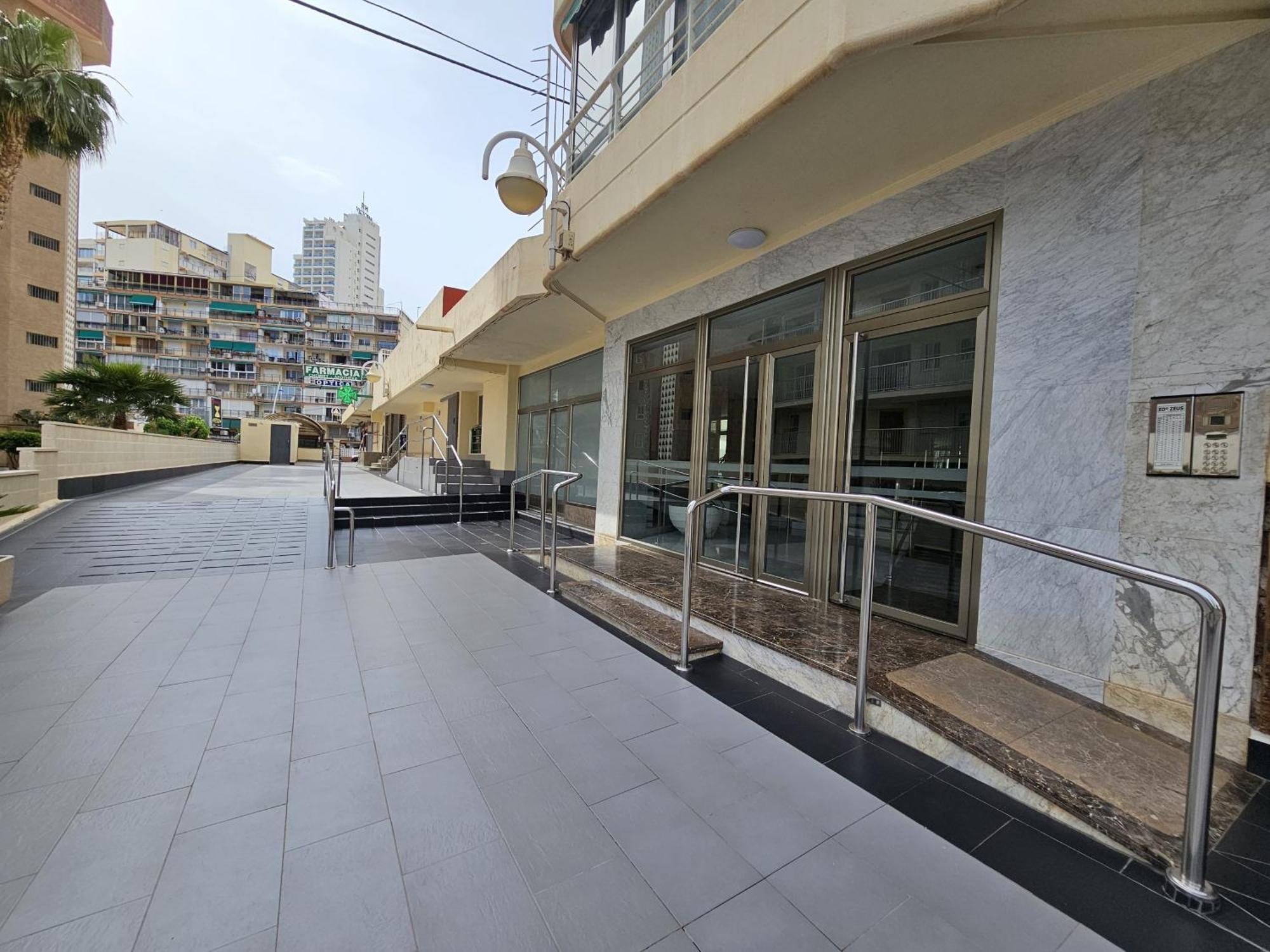 Edificio Zeus -16 * Benidorm
