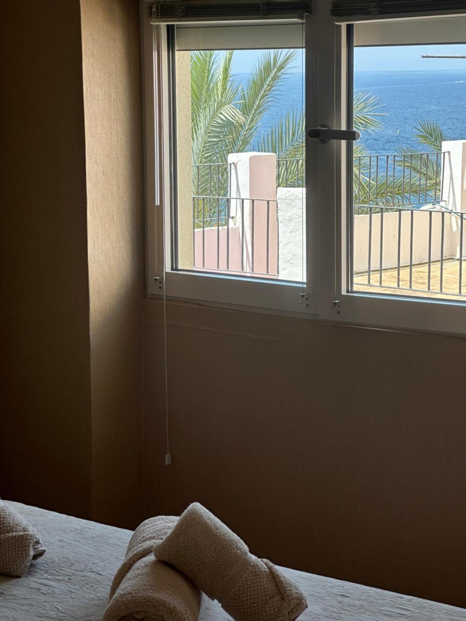 Playa Pequena Luxury Apartment