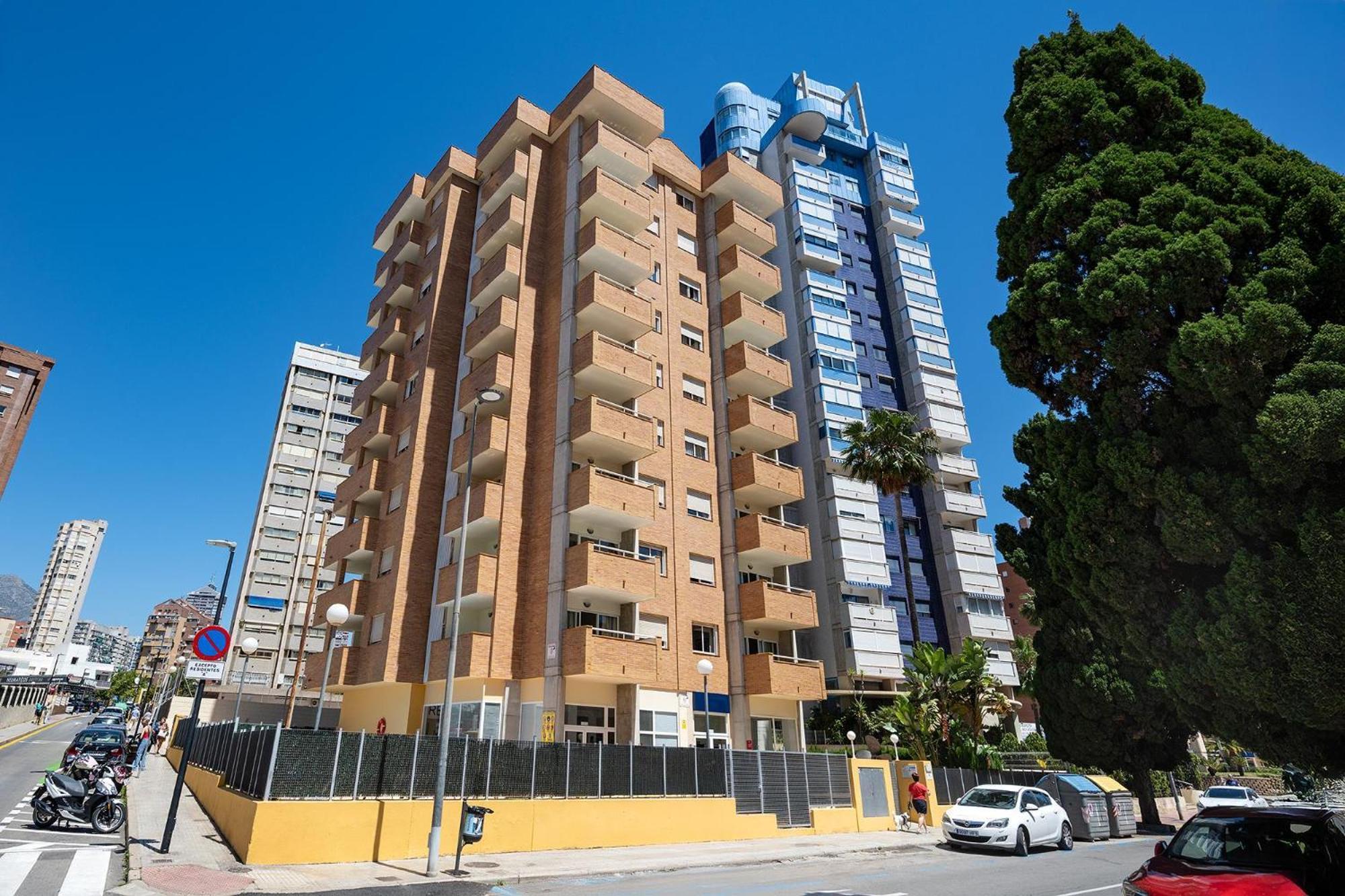Poseidon Apartahotel