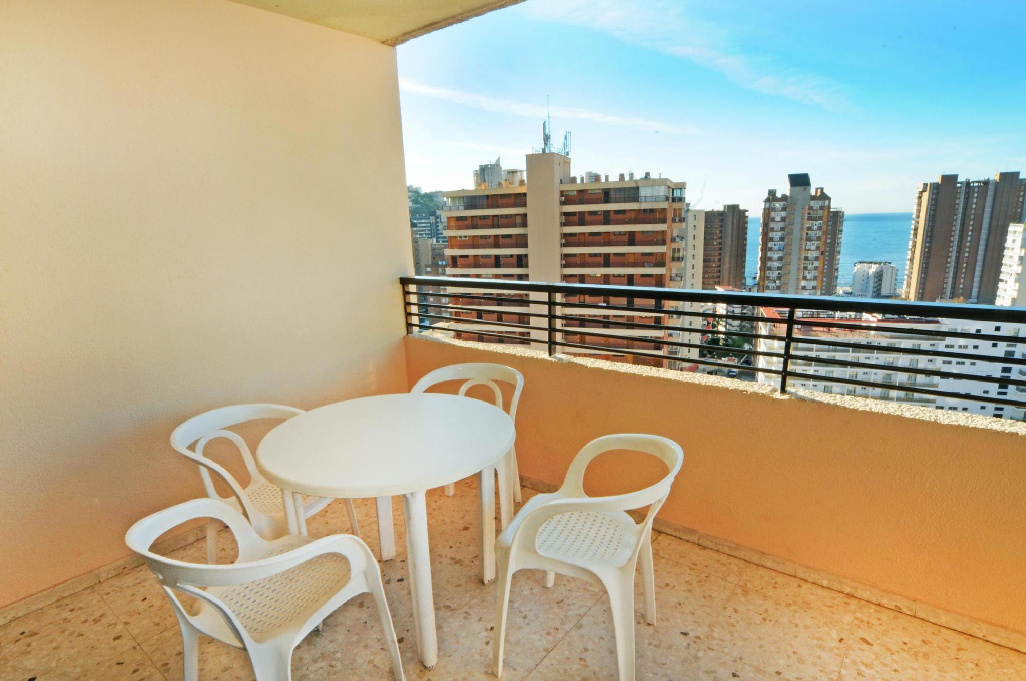 Halley & Affiliated By Melia * Benidorm