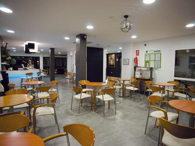 Golden Hotel