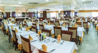 Avenida Aparthotel