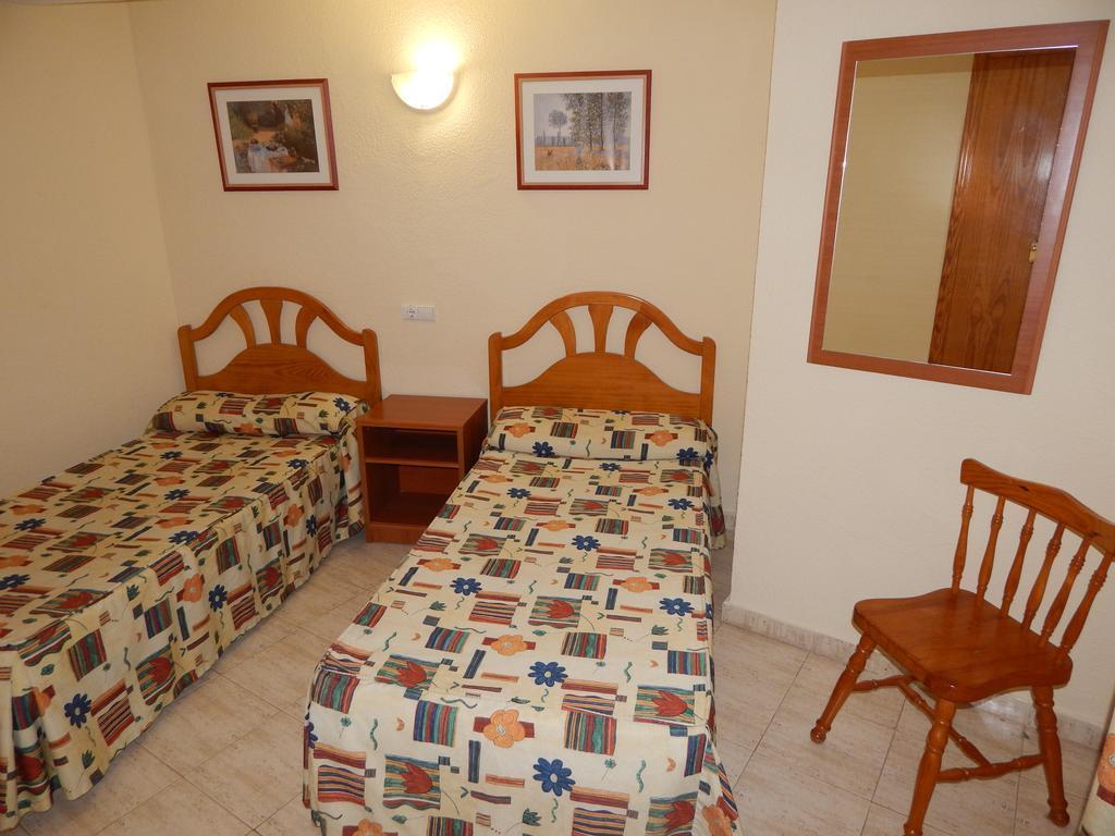 Avenida Aparthotel 2*