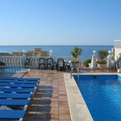 Aparthotel Avenida 2*