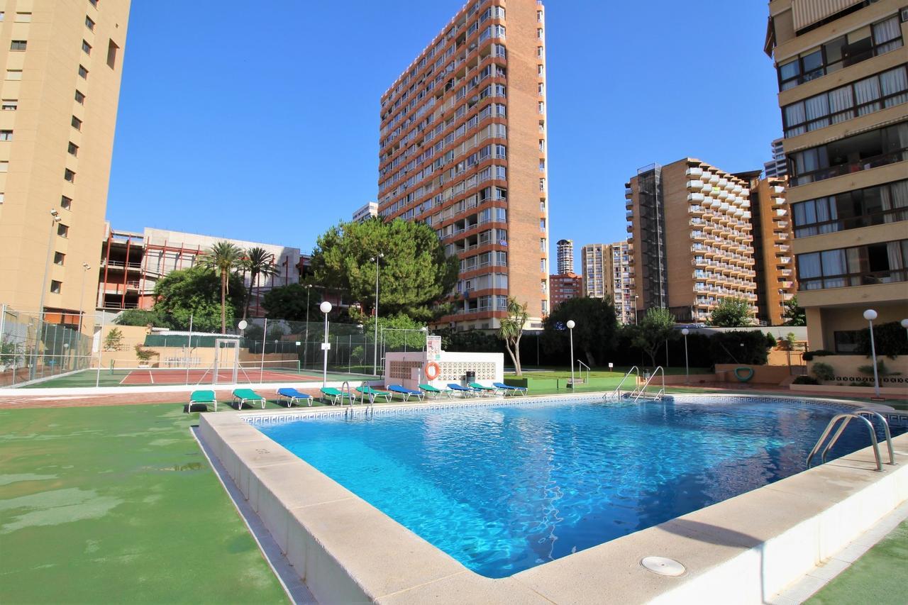 Gemelos 4-14-e * Benidorm