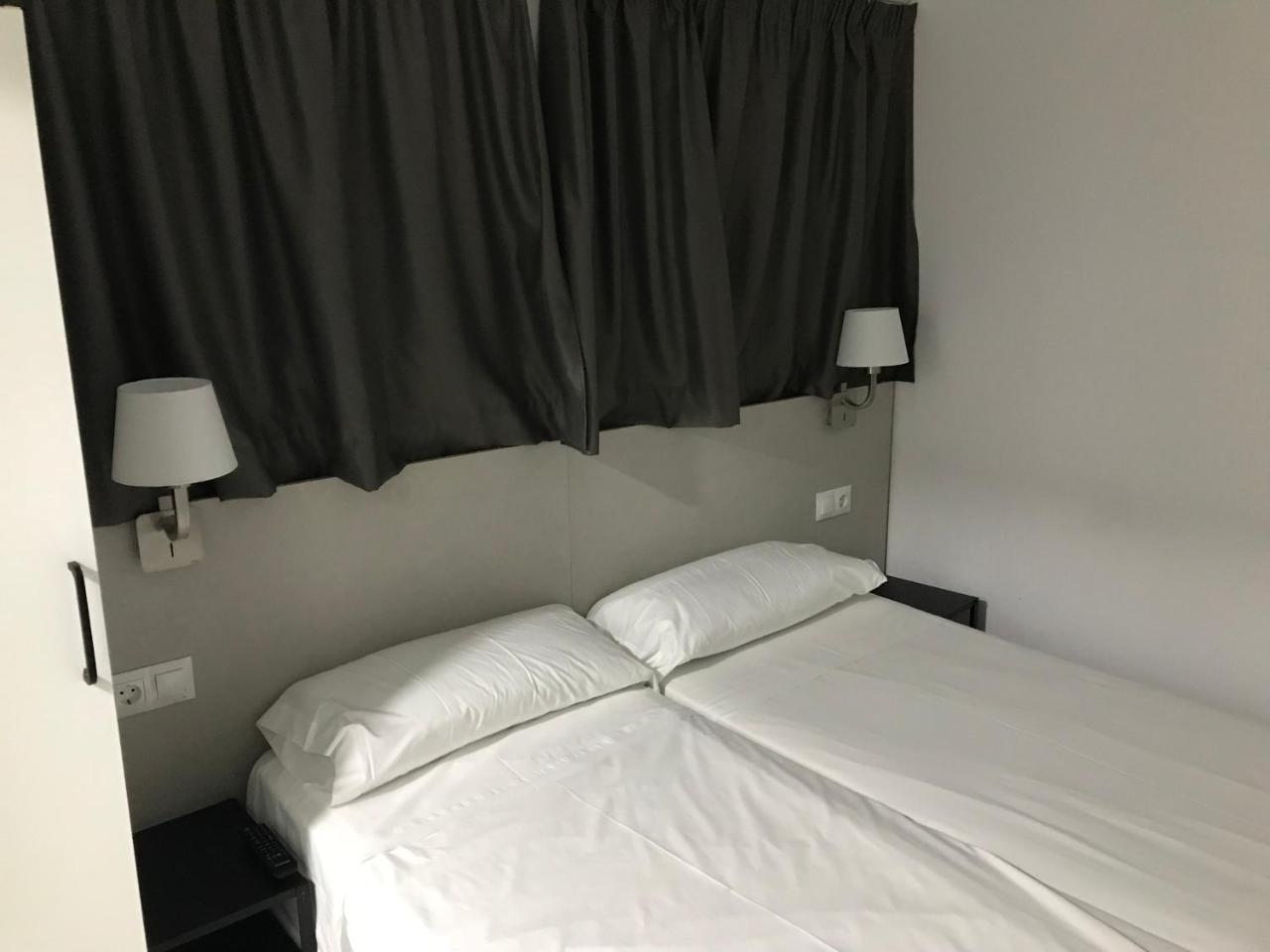 Boutique Centro Bbb Auto Check In Hotel 2*