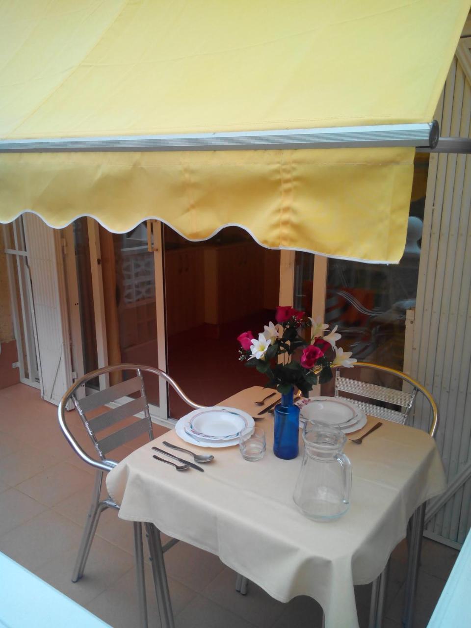 La Siesta Bungalow Levante Beach
