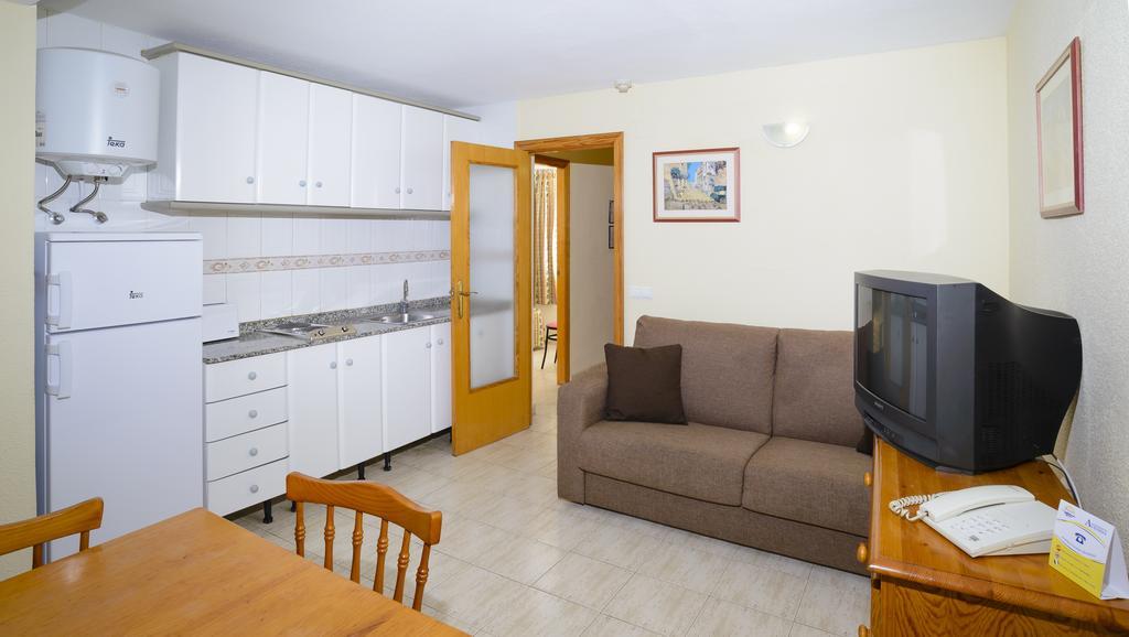 Aparthotel Avenida 2*