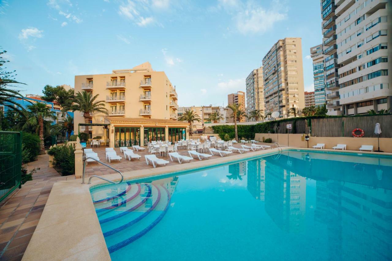 Palm Court Apartment *