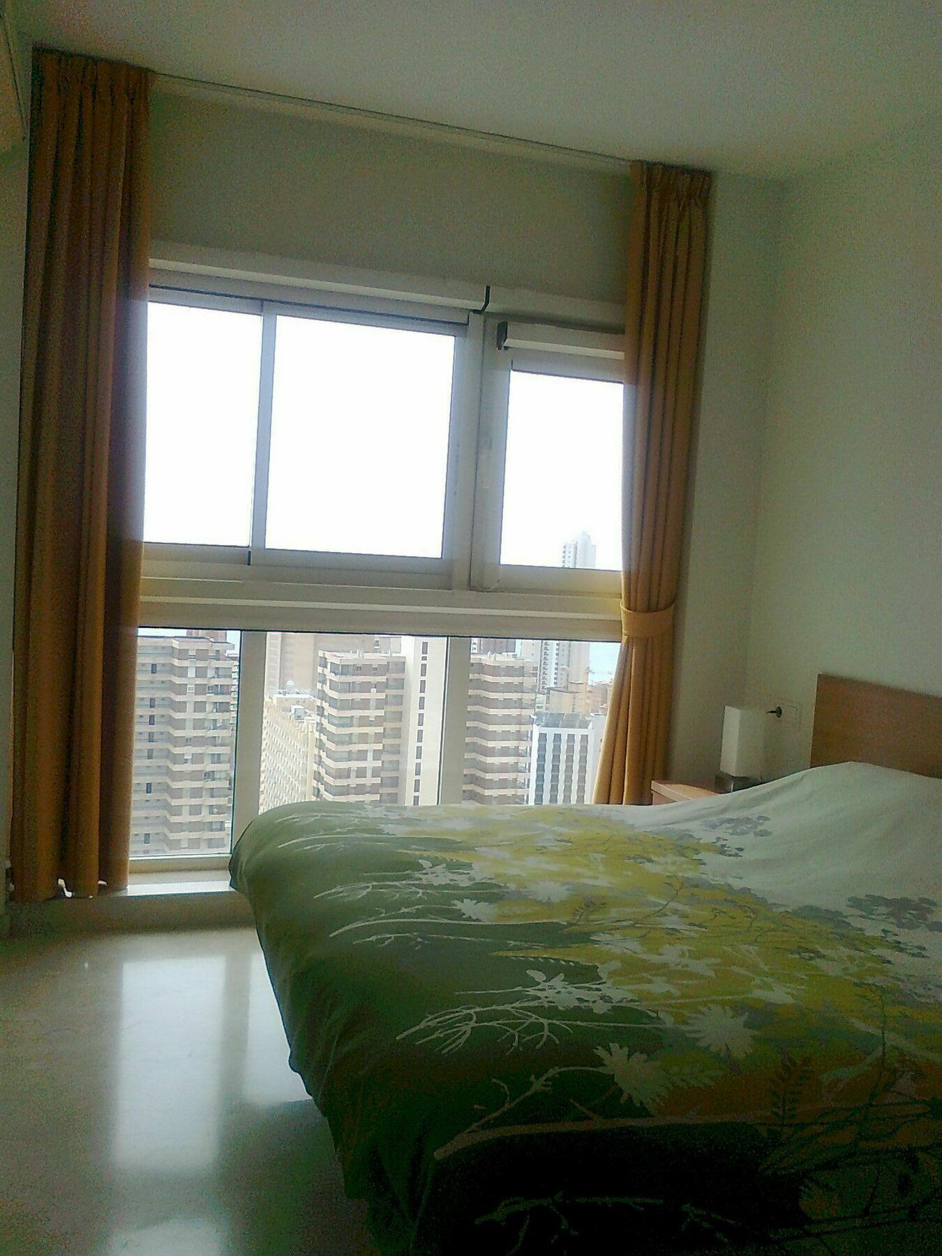 Gemelos 22 Planta 27 Hotel