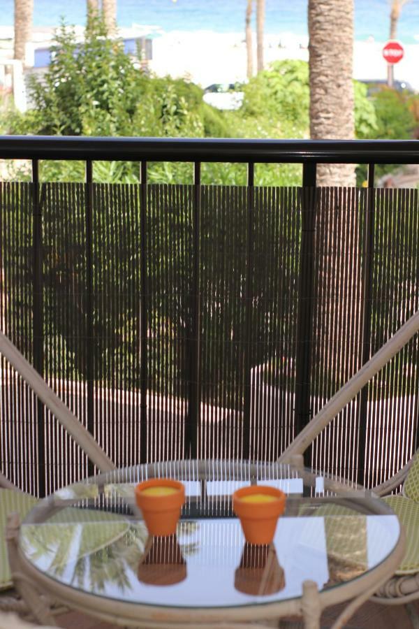 Archanda, En 1ª Linea De Playa Appartement *