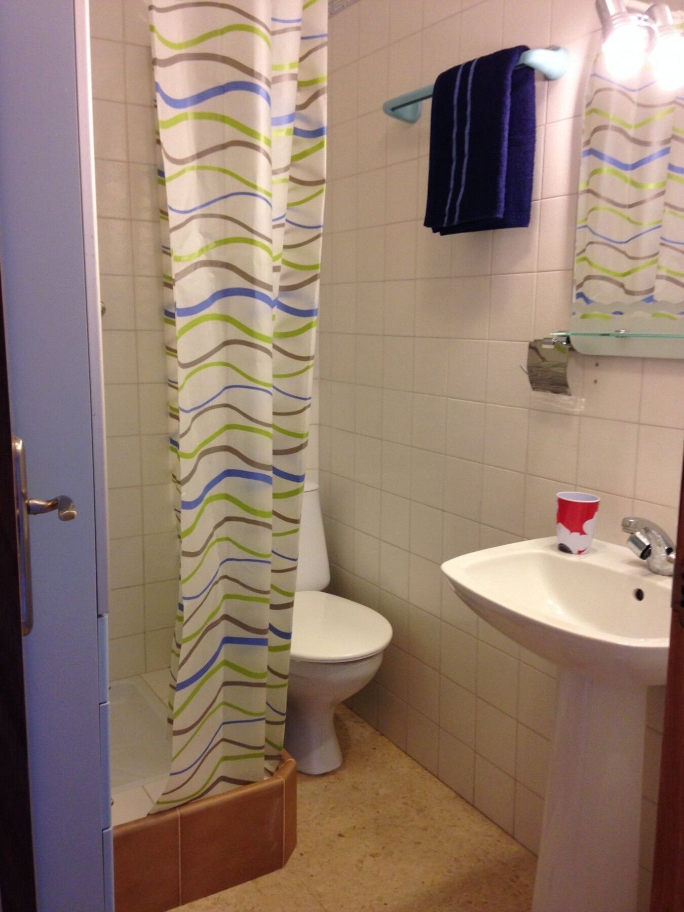 1 Apartment *