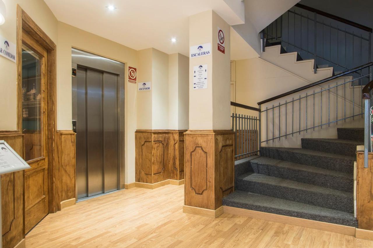 Olympia Hotel 3*