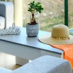 See The Sea Miramar Apartment - 150M To The Beach
